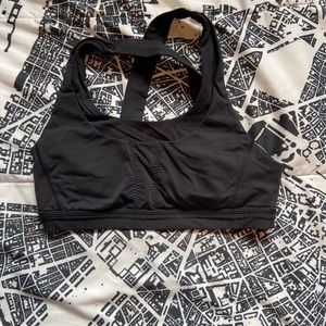 Black sports bra